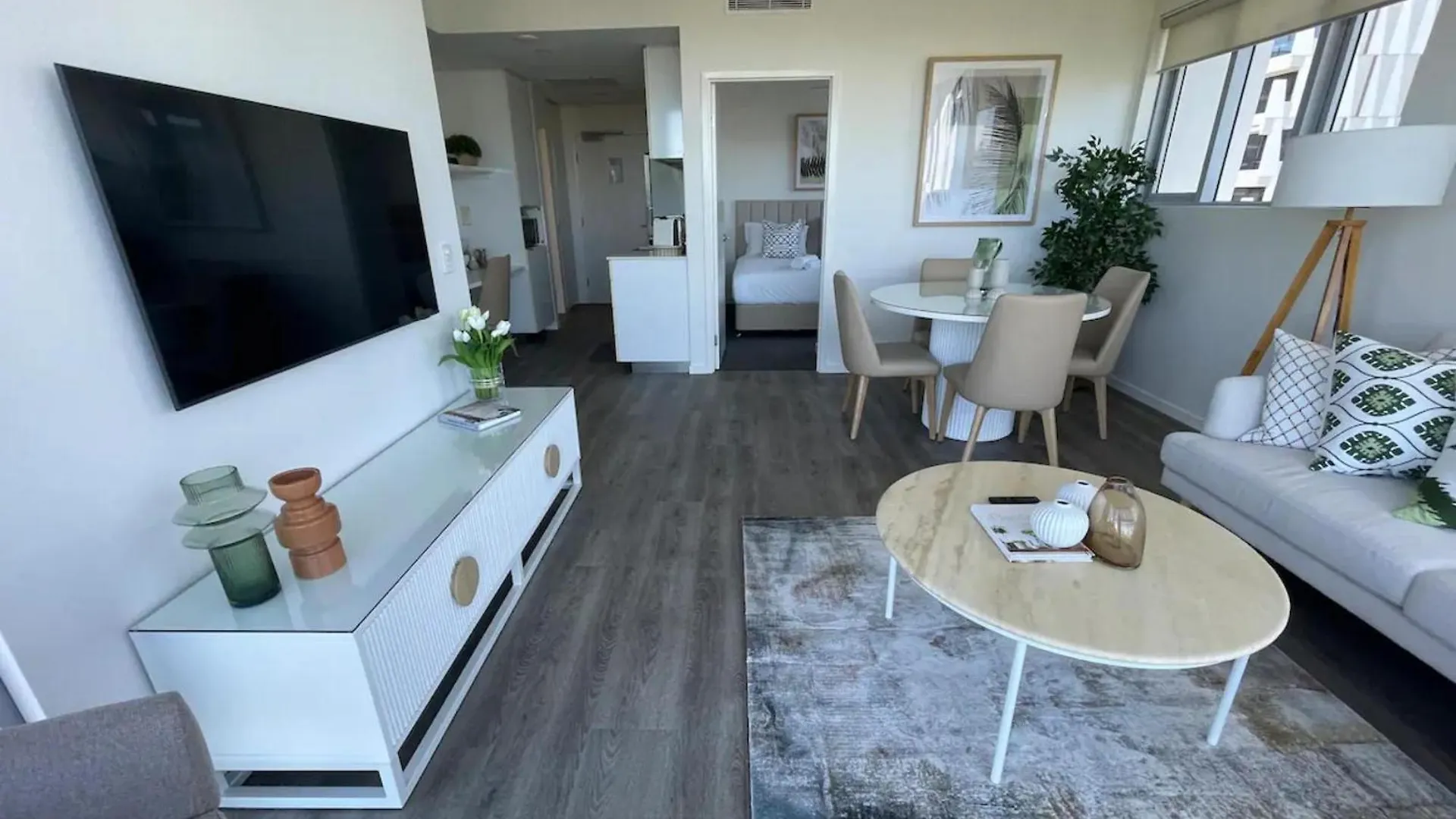 Stylish Apartment In Brisbane Share Save