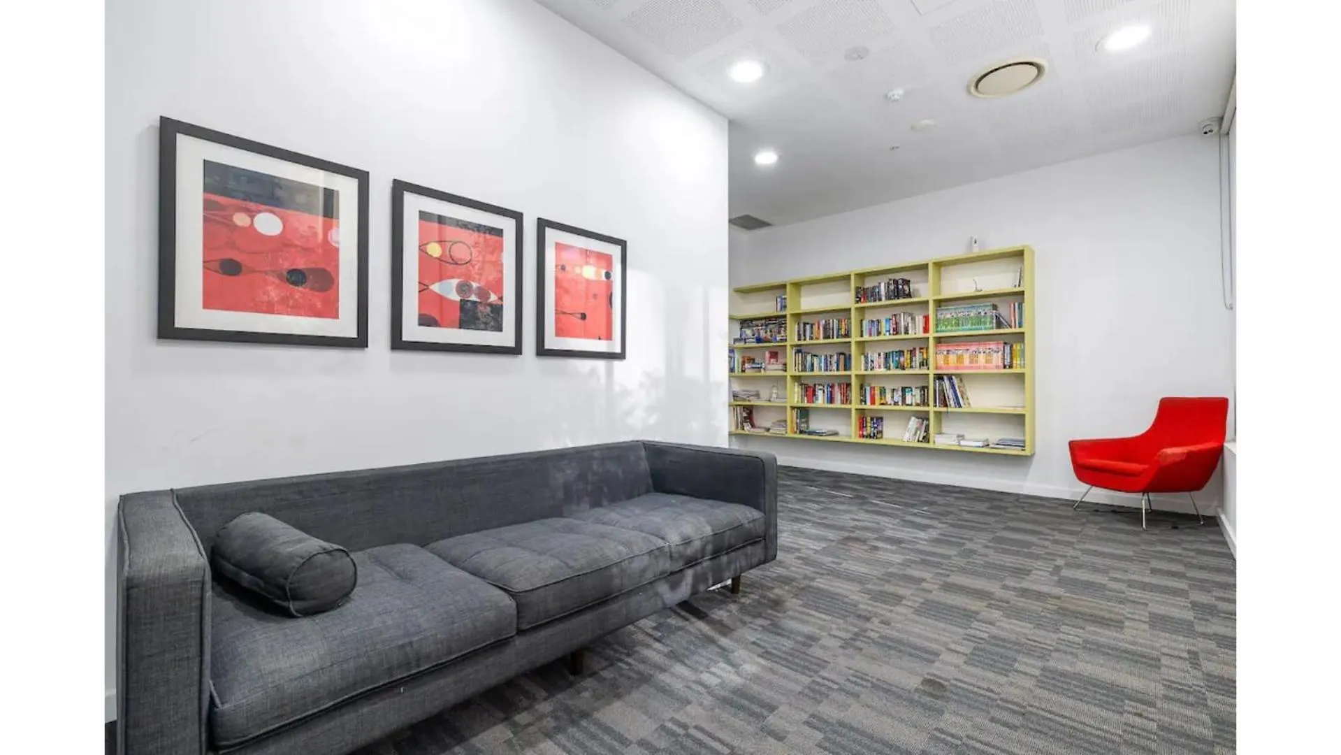 Stylish Apartment In Brisbane Share Save