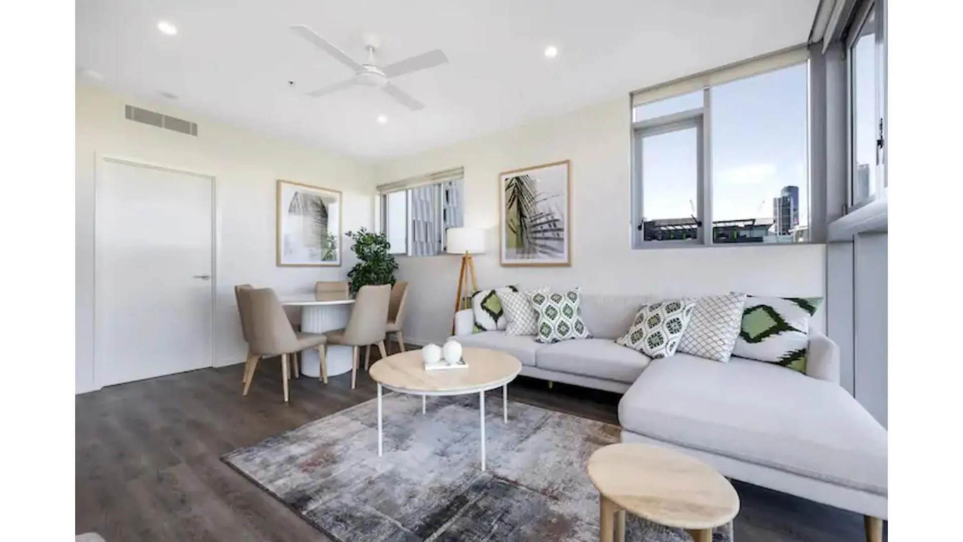 Stylish Apartment In Brisbane Share Save